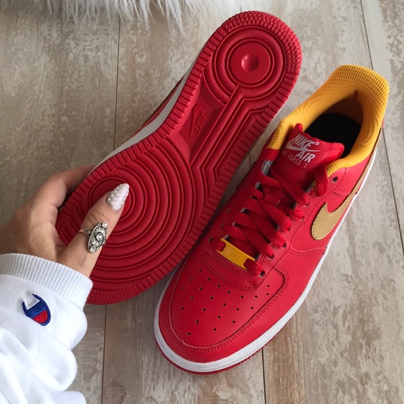 NWT Nike ID Air Force 1 Custom Leather Red - Picture 8 of 8